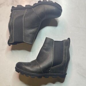 Sorel Joan of Arctic II Chelsea Gray Pull On Wedge Bootie